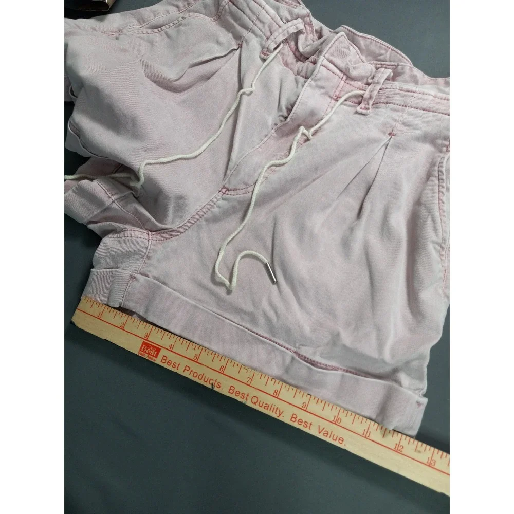Paige Vintage Garden Rose Pleated Carly shorts size 28
